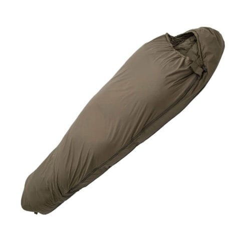 Lättviktig sommarsovsäck från Carinthia Tropen med myggnät.