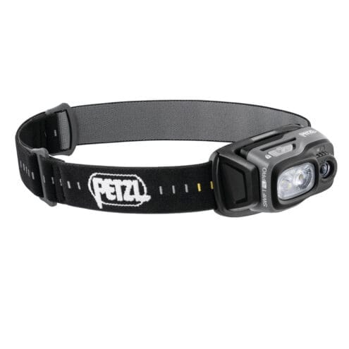 Laddningsbar pannlampa från Petzl Swift RL Pro med flera ljuslägen.