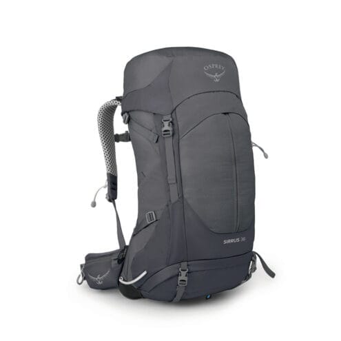 Osprey Sirrus 36 i färgen grå är en komfortabel ryggsäck för kortare turer.