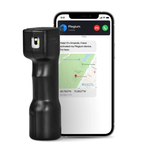 Överfallsspray från Plegium Smart i färgen svart och mobil.