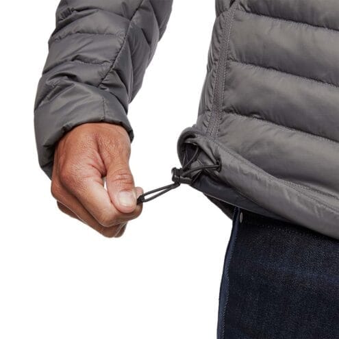 Närbild på Access Down Hoody smart vinterjacka.