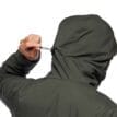 Närbild på huvan tillhörande First Light Stretch Hoody med elastisk öppning.