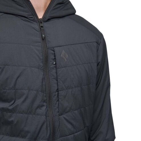 Närbild på dragkedja av Black Diamond First Light Stretch Hoody softshelljacka (herr)
