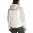Baksida av Guides Down Hoody på modell