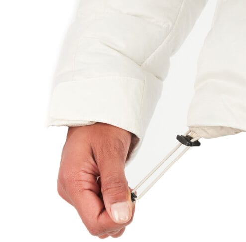 Närbild på spänne av Guides Down Hoody