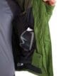 Närbild på insidan av Marmot Shadow Jacket med smarta fickor.