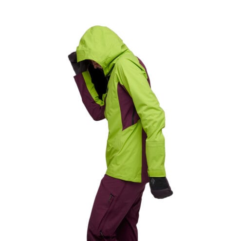 Black Diamond Dawn Patrol Hybrid Shell (dam) från sidan på modell