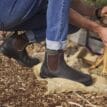 Blundstone 500 boots (dam / herr / unisex) på modell under använding