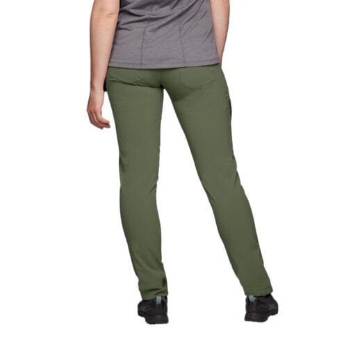 black diamond alpine light pants på modell