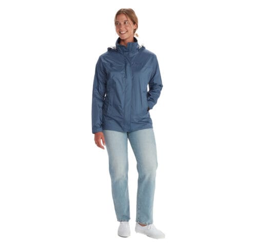 Women's PreCip® Eco Jacket på en modell