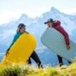 lifestylebild på en modell med ett Therm-a-Rest NeoAir XLite NXT uppblåsbart liggunderlag