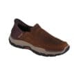 Ett par sköna Relaxed Fit: Slip-ins: Respected- Elgin snett framifrån