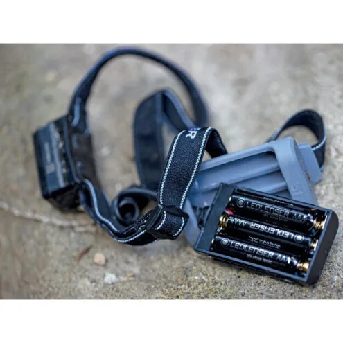 Neo3 Ledlenser pannlampa med batterier