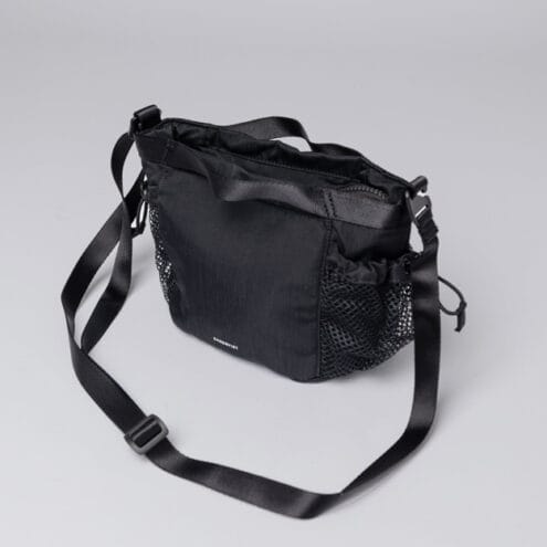 en sandqvist Stevie bag i svart
