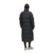 Röhnisch Reign coat vinterjacka (dam) bakifrån på modell