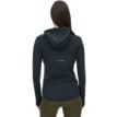 Röhnisch Free Motion Half Zip på en bakvänd modell
