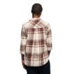 W PROJECT FLANNEL på en modell som vänder ryggen mot kameran