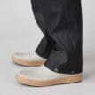 Närbild på benet av NIMBO RAINPANT från tretorn