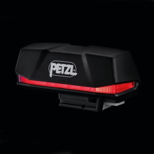 R1 batteri petzl med sin lampa på