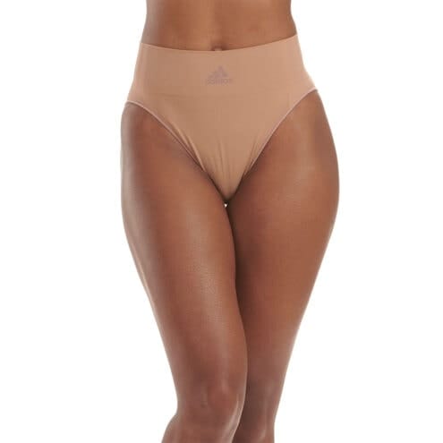 Adidas HIGH LEG BRIEF mikrofibertrosa i färgen beaver fur på en modell