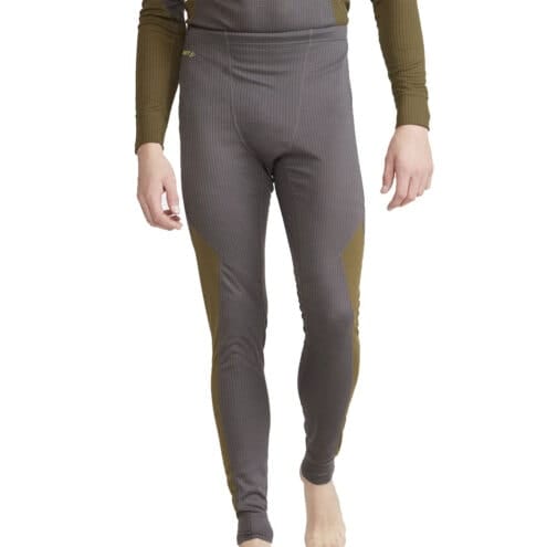 Framsida byxor av Ett varmt och skönt Craft Core Dry Baselayer Set för män