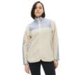 en Vindskyddande och snygg Röhnisch Phoebe Blocked Pile Jacket (dam) på modell