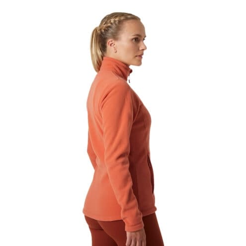 En modell som bär En snygg och lågvikts Helly Hansen Daybreaker fleecejacka (dam)