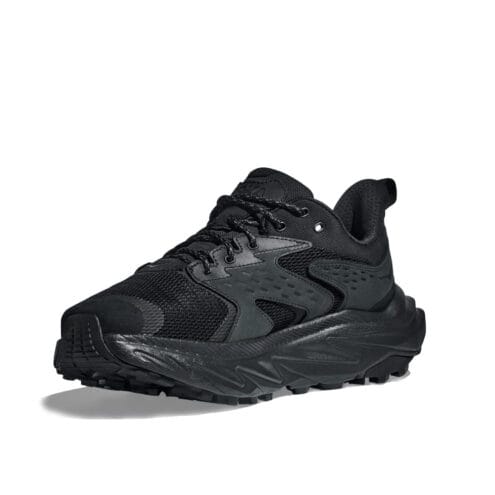 en skön och snygg HOKA ONE ONE Anacapa 2 Low GTX löparskor (herr) för terräng snett framifrån med förstärkt tå