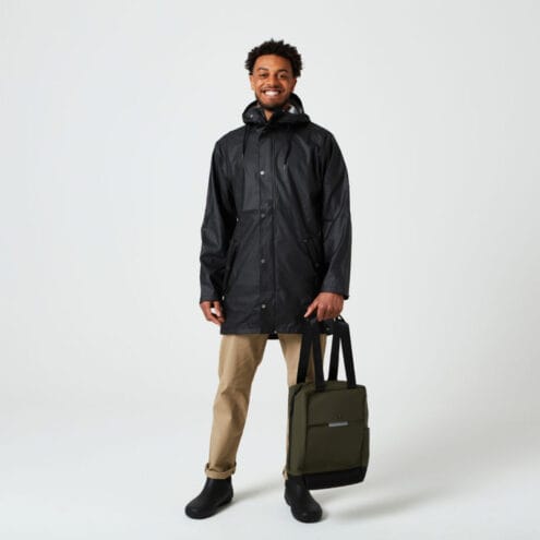 En skön och vattentät Tretorn Wings Plus Eco regnjacka (unisex) med en stängd framsida