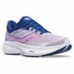 En bekväm och stabil Saucony Ride 16 löparskor (dam) snett framifrån