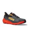 Stabila och ergonomiska HOKA ONE ONE Challanger 7 terränglöparskor (herr) snett från sidan