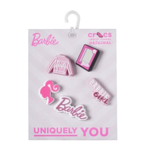 Crocs Barbie Jibbitz™ 5-pack som sitter på sin förpackning
