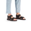 Rieker 25053-00 sandaler (herr) på en modell
