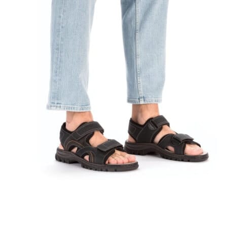 Rieker 25053-00 sandaler (herr) på en modell