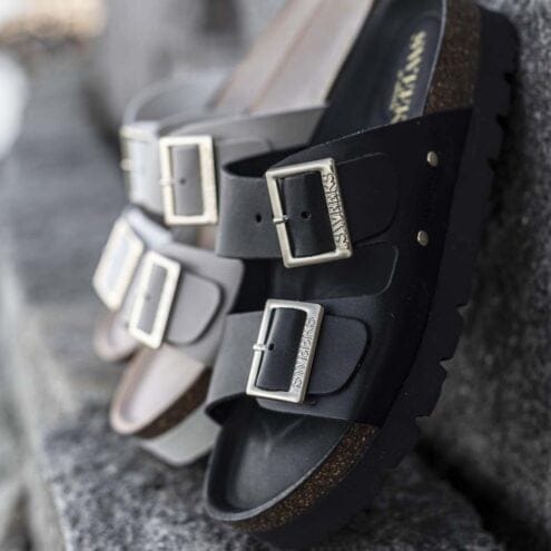 3 stycken Sweeks Edit Mid sandaler (dam) i olika färger