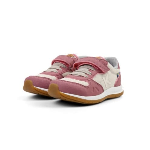 Ett par smidiga och praktiska Kavat Klippan TX sneakers (barn)