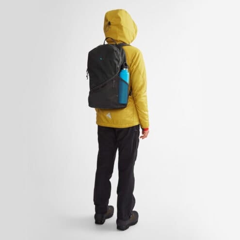 Klättermusen Wunja Backpack 21L vardagsryggsäck (unisex) på en modell