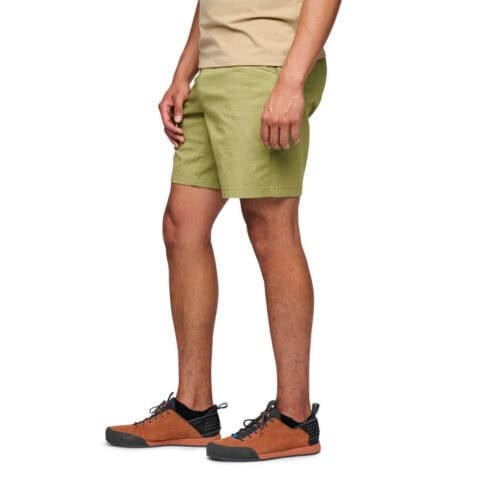 Black Diamond Notion Shorts (herr) på en modell