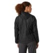 Baksida av Lågviktig Helly Hansen Rapide Insulator Wind Jacket vindjacka (dam) på en modell