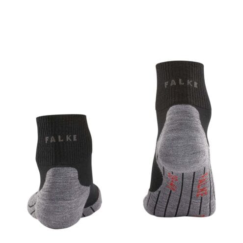 Baksida häl och sula av lätta och ventilerande Falke TK5 Wander Short Trekking Sock vandringsstrumpor (dam)