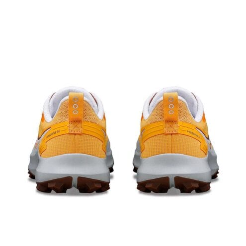 Baksida häl av stabil och bekväm Saucony Peregrine 14 traillöparskor (dam)