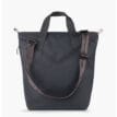 remmar på Klättermusen Baggi väska 22 L (unisex)