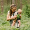 en modell bär Osprey Poco Soft Child Carrier bärsele (unisex)