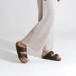 ett par Rohde 5577 sandaler (dam) på en modell