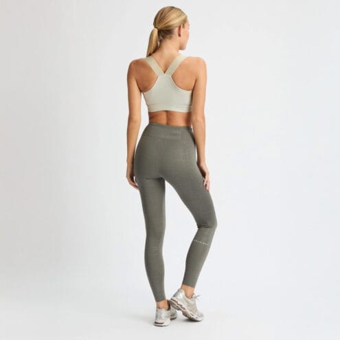 baksida av Röhnisch Logo Effect High Waist Tights träningstights (dam)