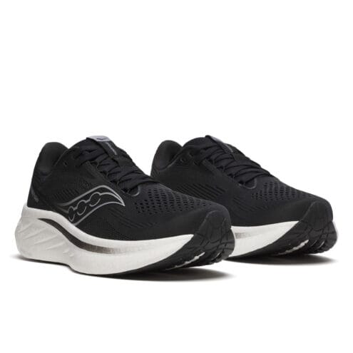 Ett par Saucony Ride 18 löparskor (dam)