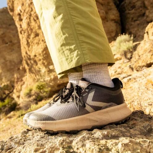 Keen 450 Dirt trekkingskor (herr) på en modell