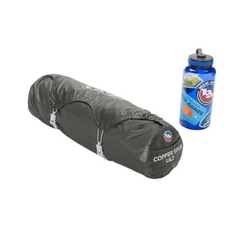 ett packat Big Agnes Copper Spur UL2 kupoltält för två personer