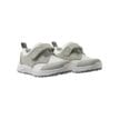 ett par Reima Ekena sneakers (barn)