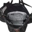 detaljer på insidan av Silva Strive Mountain Pack 23+3L ryggsäck med väst (unisex)